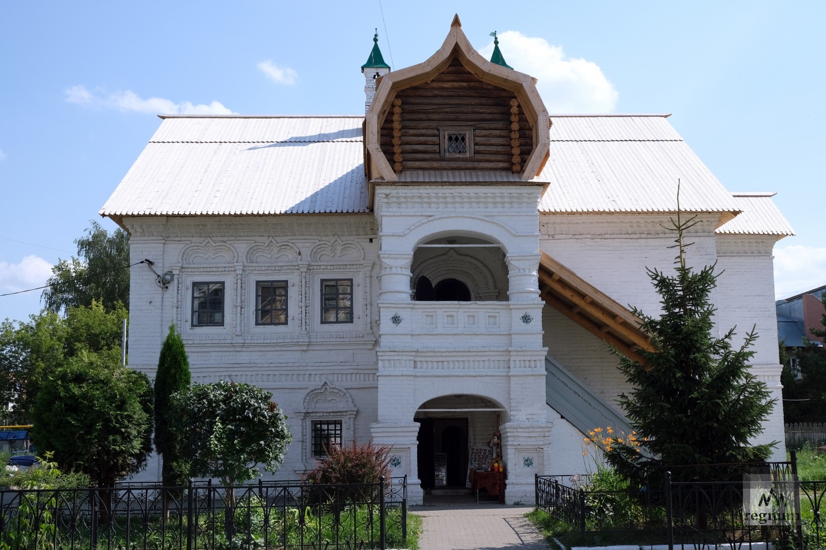 Олисов о. Палаты Олисова в Нижнем Новгороде. Палаты Нижегородского купца Олисова. Дом купца Олисова Нижний Новгород.